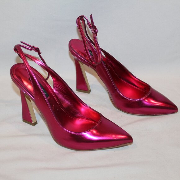 NEW NINE WEST FUSCHIA PINK METALLIC STRAPPY SANDALS SZ 6.5‎ - Picture 3 of 5